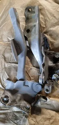 KIA Carnival Engine bonnet/hood hinges