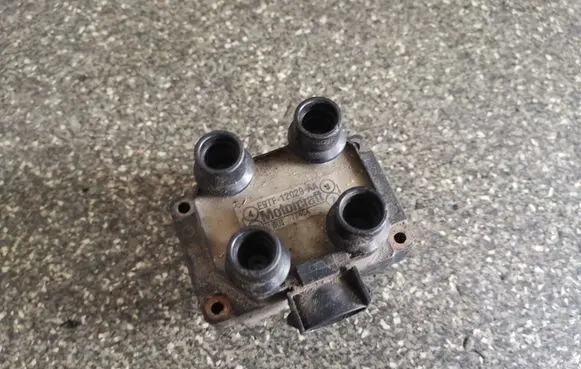 Mazda 626 High voltage ignition coil E9TF12029AA
