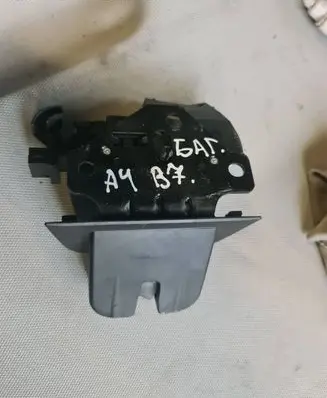 Audi A4 S4 B7 8E 8H Tailgate/trunk/boot lock/catch/latch 8P4827505C