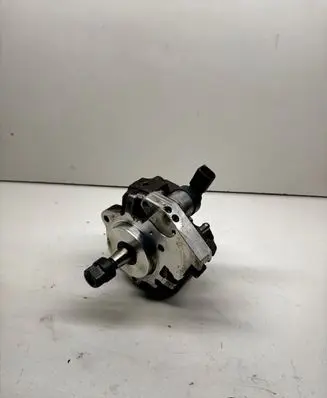 BMW 5 E60 E61 Fuel injection high pressure pump 7798333 0445010146 0928400560