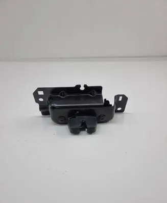 Loading door lock