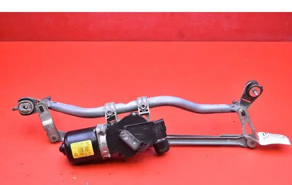 Front wiper linkage and motor