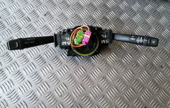 Volvo S80 Wiper turn signal indicator stalk/switch 30710945 30669744