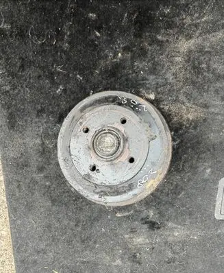Peugeot 208 Rear wheel hub 9688189980 0204011689