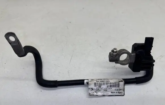 Volkswagen PASSAT B7 Negative earth cable (battery) 1K0915181H