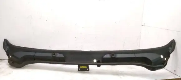 Wiper trim