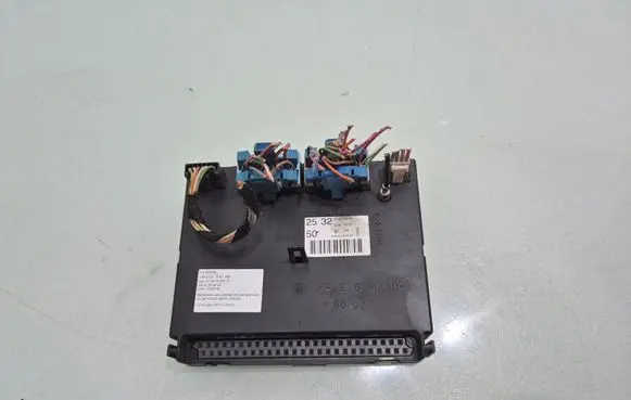 Mercedes-Benz ML W163 SAM control unit 1635452532