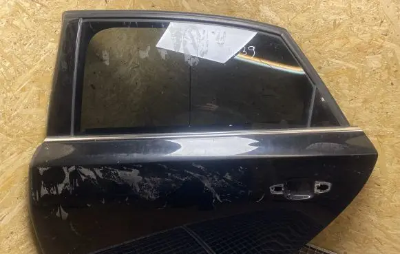 Audi A8 S8 D4 4H Rear door