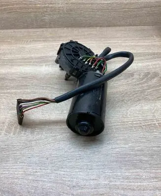 Ford Galaxy Wiper motor 0390241430 1395106