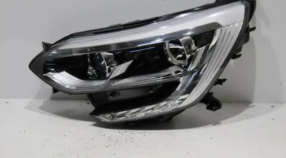 Renault Megane IV Headlight/headlamp 260603157R 90060911 90060911057X