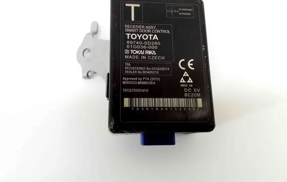 Toyota Yaris Other devices 61G036000 897400D280