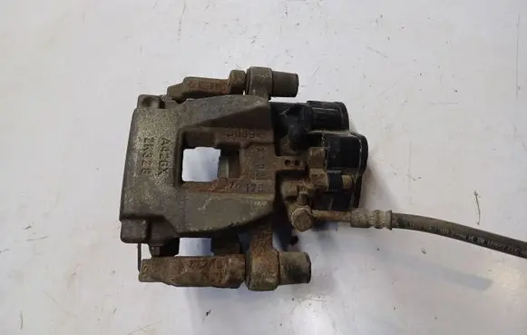 Jaguar F-Pace Rear brake caliper GX732K328BE