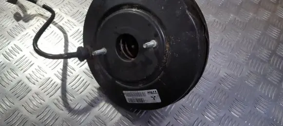 Mitsubishi Colt Brake booster p4625a246 trw