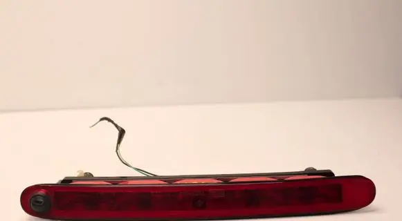 Nissan Pixo Third/center stoplight