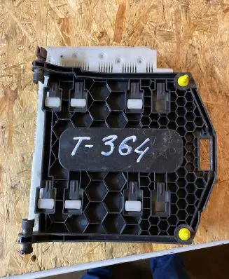 Ford Galaxy Fuse module BG9T14A073BH 3659AF01125TP