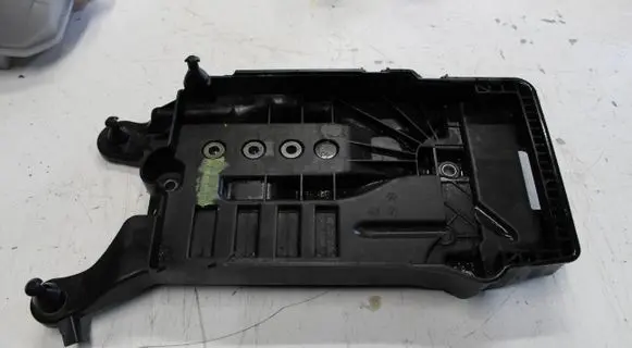 Volkswagen T-Cross Battery tray 2Q0915331