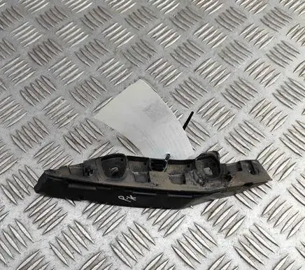 Skoda Scala Front bumper mounting bracket 657807183