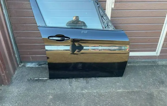 BMW 2 F45 Front door