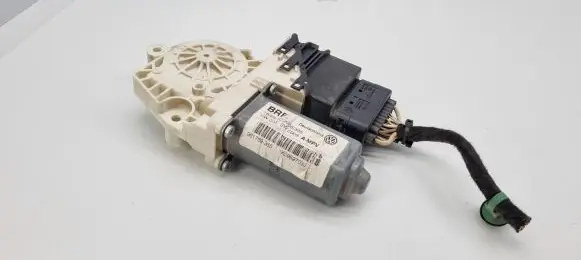 Volkswagen Cross Touran I Rear door window regulator motor 1K0959703J 1K0959795E