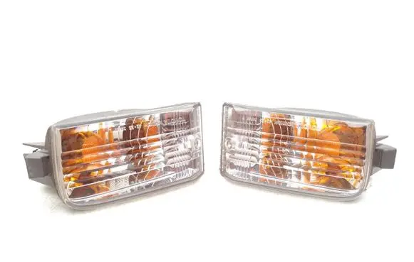 Front indicator light