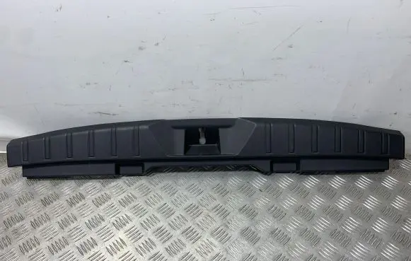 Subaru Outback (BT) Trunk/boot sill cover protection 95073AN010