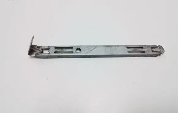 Volvo XC90 Headlight/headlamp mounting bracket 8637182