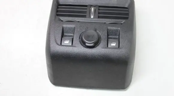 Citroen DS5 Rear air vent grill 9670771377