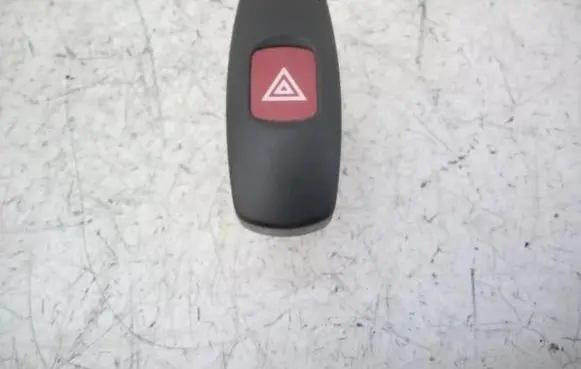 Fiat Bravo - Brava Hazard light switch