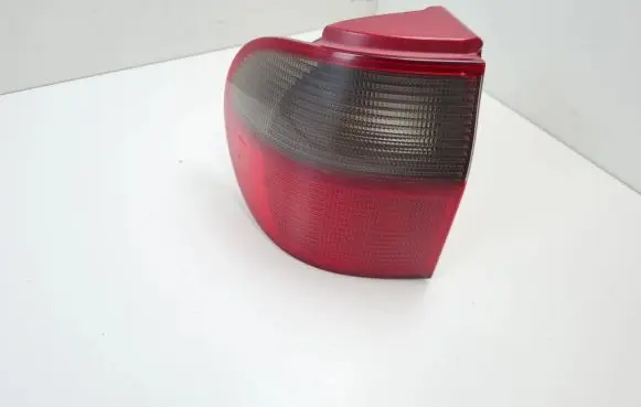 Seat Alhambra (Mk1) Rear/tail lights 962603 962595