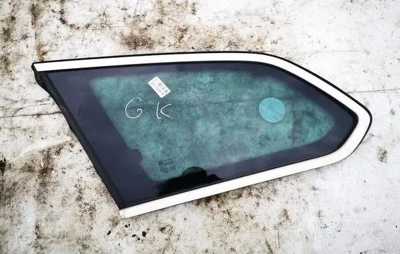 Opel Astra J Rear side window as3
