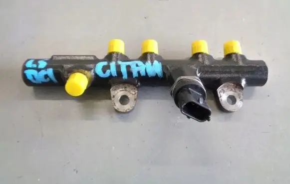 Mercedes-Benz Citan W415 Fuel injector supply line/pipe 