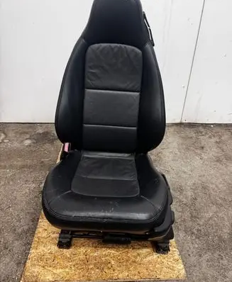 BMW Z3 E36 Front driver seat L0455990-0 L01-278-007
