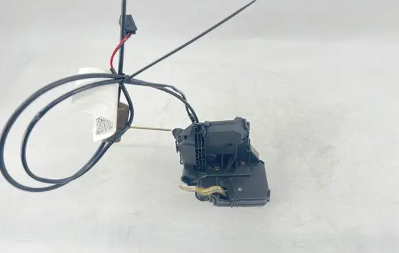Mercedes-Benz CLK A209 C209 Front door lock 2097200435