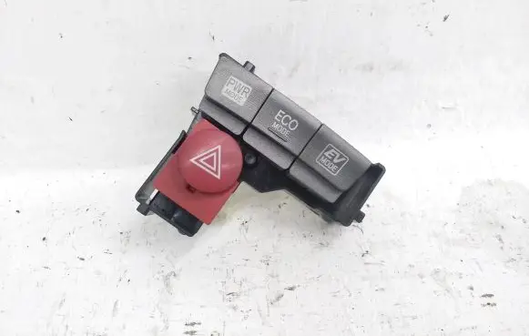 Toyota Prius (XW30) Hazard light switch 75D809