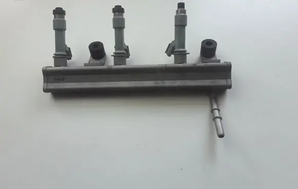 Toyota Aygo AB40 Fuel injector 232500Q030
