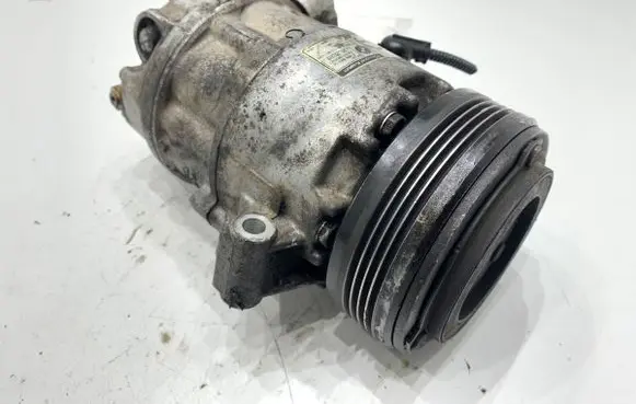 BMW X3 E83 Air conditioning (A/C) compressor (pump) 6905643