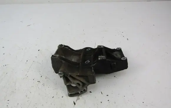 Audi A4 S4 B5 8D Generator/alternator bracket 028260885A
