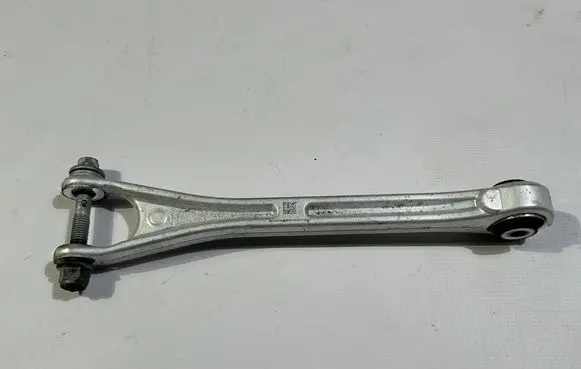 Maserati Quattroporte Rear upper control arm/wishbone 06700028080
