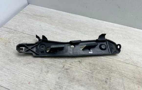 Porsche Cayenne (92A) Front bumper mounting bracket 7P5807049B 95850504901