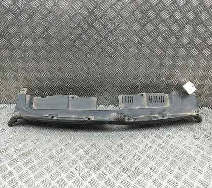 Isuzu D-Max Radiator trim 8983998503
