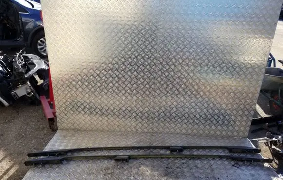 Volvo XC70 Roof bar rail