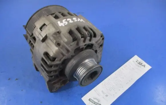 Renault Scenic II - Grand scenic II Generator/alternator 8200537415B