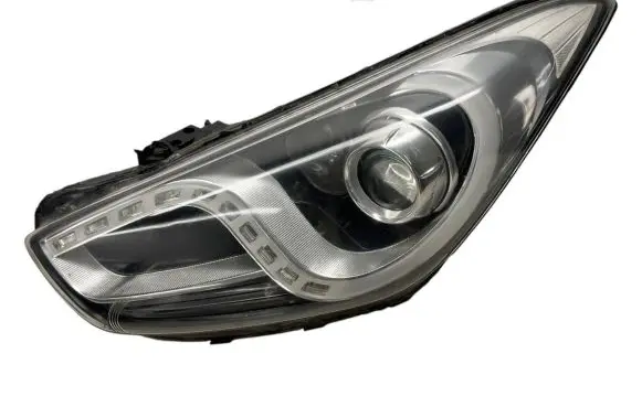 Hyundai i40 Headlight/headlamp