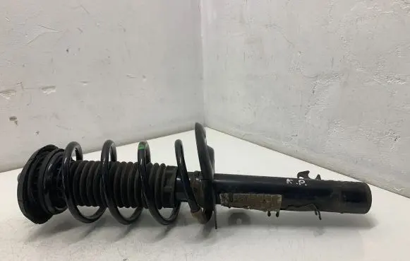 Opel Crossland X Front shock absorber with coil spring 9827238380 03031000415