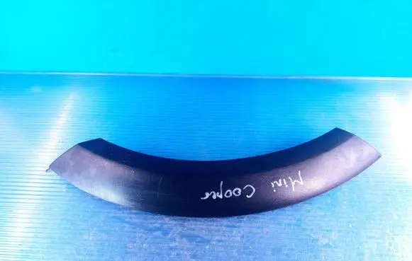 Mini One - Cooper R50 - 53 Front arch trim 1505866