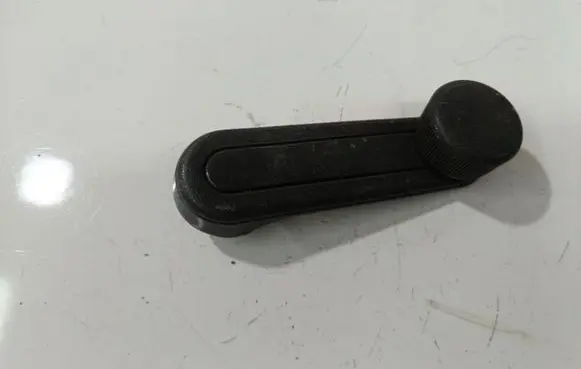 Toyota Yaris Front door window winding handle 