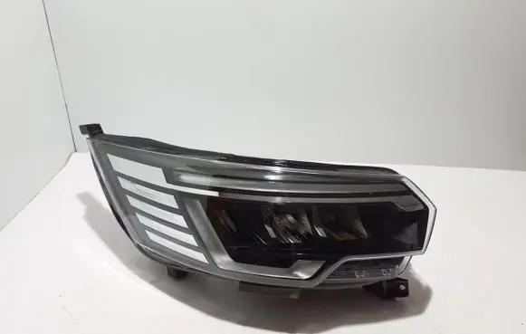 Renault Trafic III (X82) Headlight/headlamp 260102899R