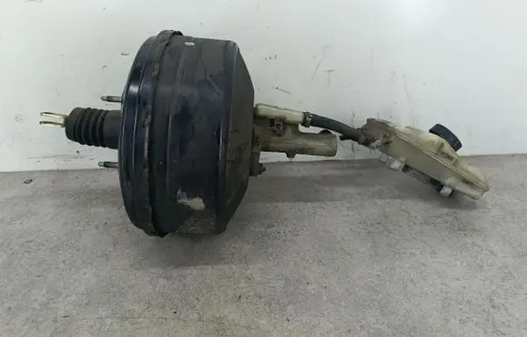 Mercedes-Benz Vito Viano W639 Brake booster