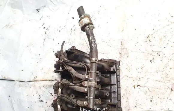Peugeot Partner Intake manifold 9631980380
