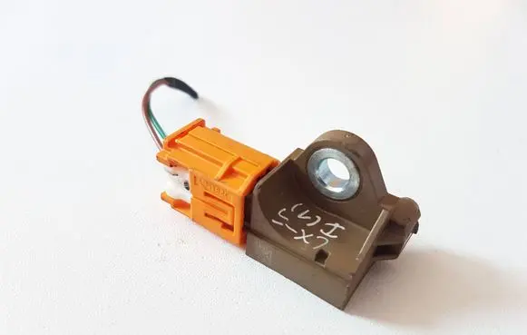 Mazda CX-5 Airbag deployment crash/impact sensor KD4557KC0